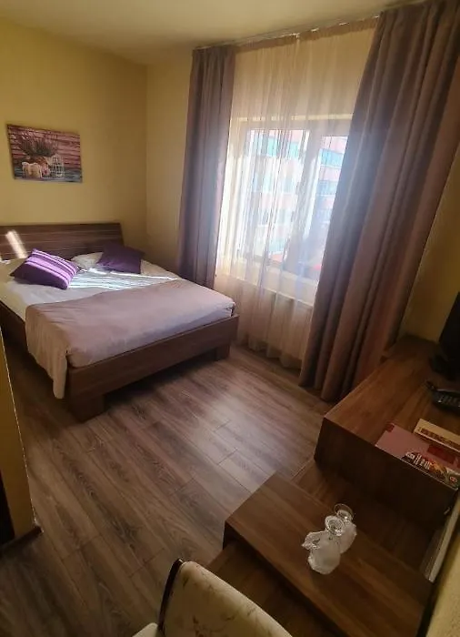 Hotel Gema-1